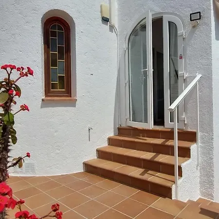 Totalmente Independiente Con Piscina Comunitaria Villa Calpe
