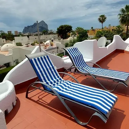 Totalmente Independiente Con Piscina Comunitaria *